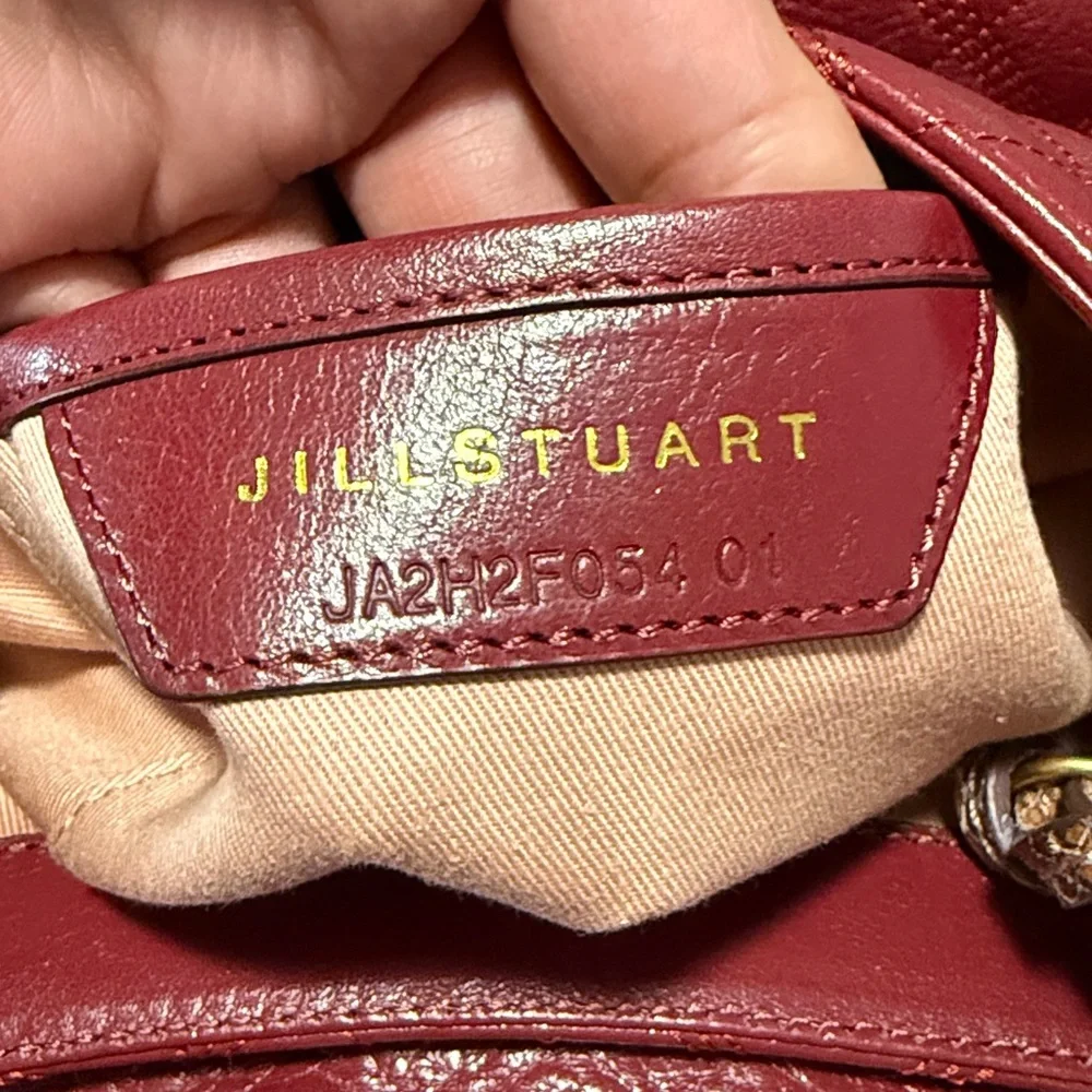Authentic Jill Stuart Elegant Red Quilted Handbag with Lock and Key - Picture 12 of 13
